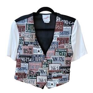 Vintage 90's Brocade License Plate Collar V-Neck Short Sleeve Britland Large USA